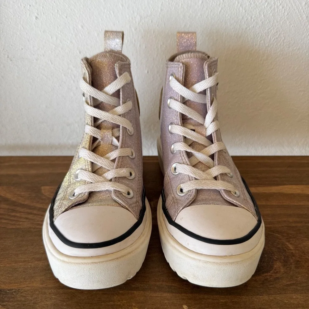 Converse Chuck Taylor All Star Lugged 2.0 Hi Top Glitter Youth US 1 Pink A03816C
